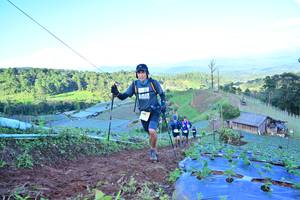 BIB: 
                            <button type="button" onclick="openModal(13384105)" class="btn btn-primary btn-sm float-right btn-popup" data-toggle="modal" data-target=".modal-high-quality">
                        <i class="fas fa-shopping-cart"></i> Add to Cart
                    </button>
                                            <button type="button" onclick="isThisMe(13384105, true)" class="btn btn-success btn-sm float-right btn-popup btn-isme hidden" data-toggle="tooltip" data-placement="bottom" title="นี่คือรูปของคุณใช่ไหม คลิกที่นี่เพื่อเอาเข้าอัลบั้ม">
                        <i class="fas fa-plus"></i> Add to album
                    </button>
                    <button type="button" onclick="isThisMe(13384105, false)" class="btn btn-warning btn-sm float-right btn-popup btn-isnotme hidden">
                        <i class="fas fa-ban"></i> Remove from album
                    </button>